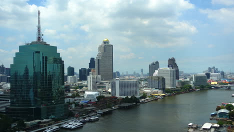 Hermosa-Arquitectura-De-Edificios-Alrededor-De-La-Ciudad-De-Bangkok-En-Tailandia