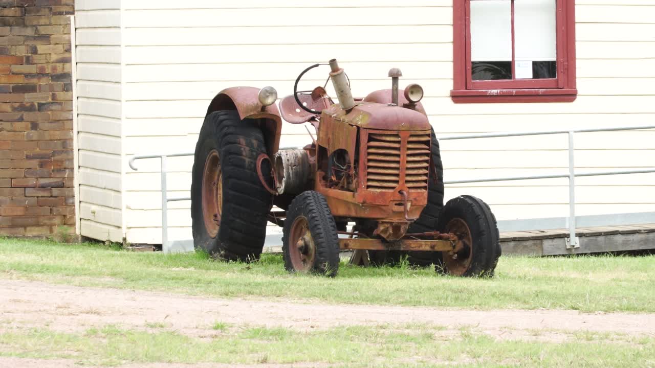 백악관 앞 오래된 트랙터 기계 공원