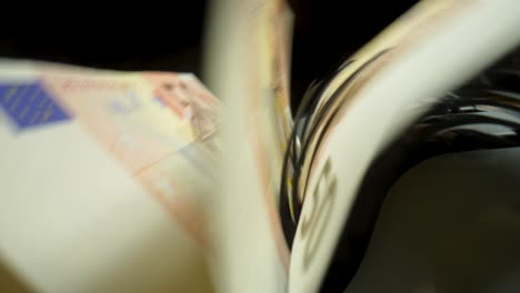 euro banknotes