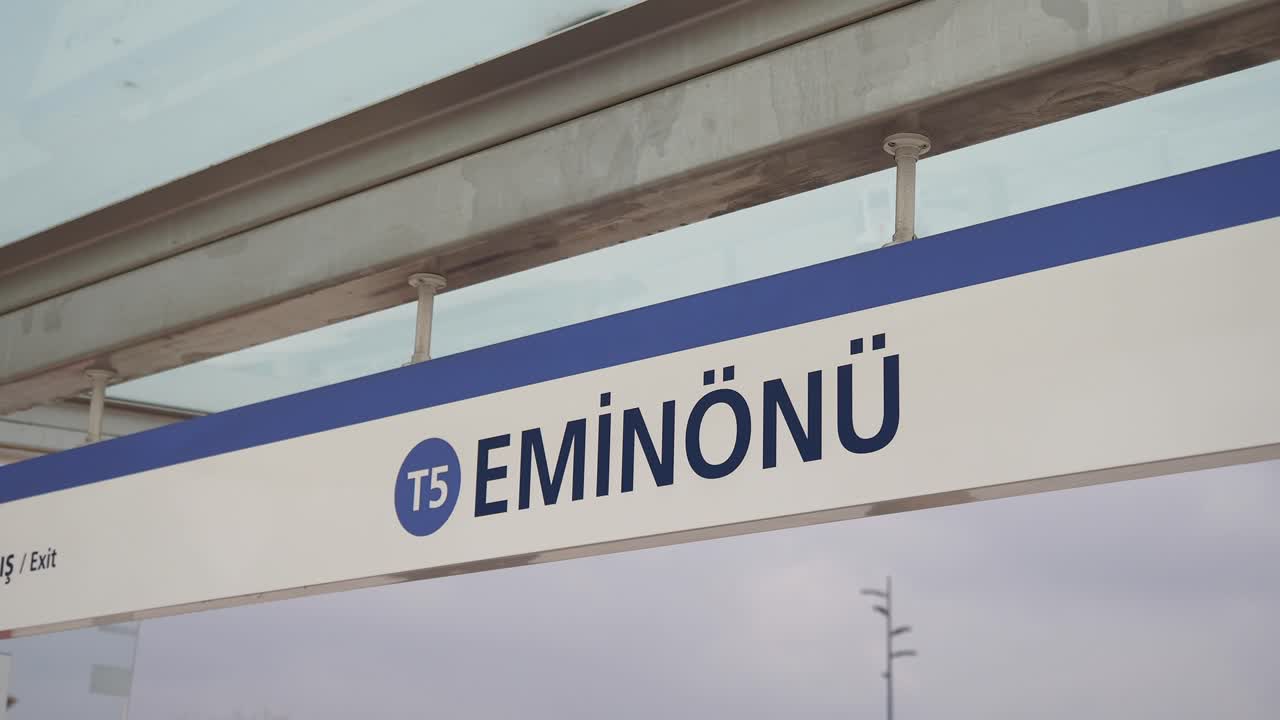 Eminönü Bus Stop Sign