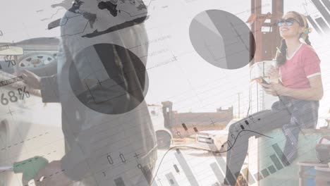 animación del procesamiento de datos financieros sobre personas en la gasolinera