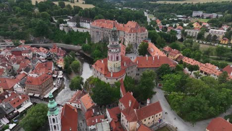 český krumlov, bohemia del sur, república checa, julio de 2023