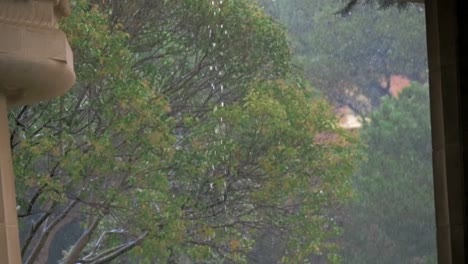 pouring rain slow motion (park guell)