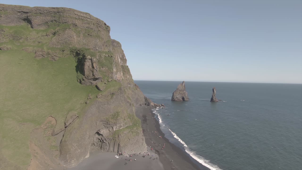 imágenes aéreas de los lugares más bellos de islandia durante el verano de 2019