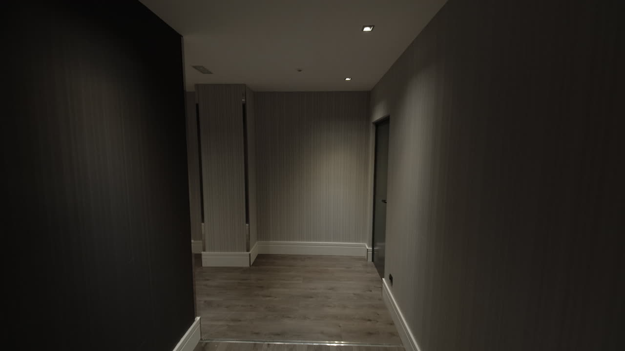 corredor largo del hotel