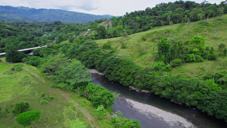 Drone-fly-over-Caloveborita-river-in-Santa-Fe-district-in-Veraguas-province,-Panama