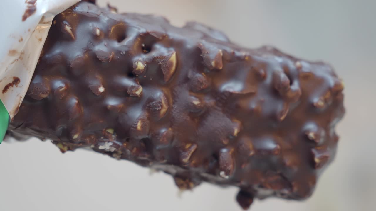 barra de chocolate con nueces