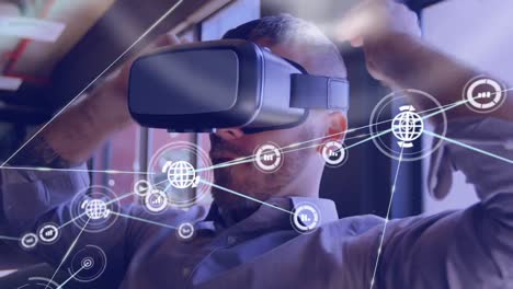 vr 헤드 ⁇ 을 사용하는 이중 인종 사업가에 대한 아이콘과 연결 네트워크의 애니메이션