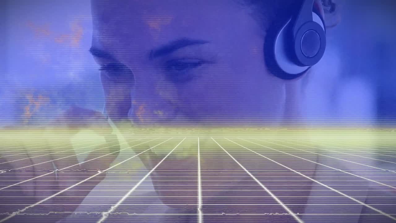 animación de luz y líneas sobre mujeres de negocios que usan auriculares