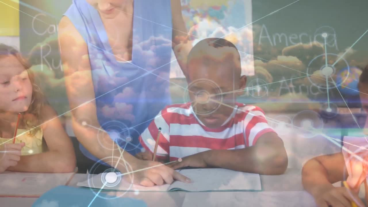 animación de la red de conexiones y nubes sobre el maestro y la clase de alumnos diversos