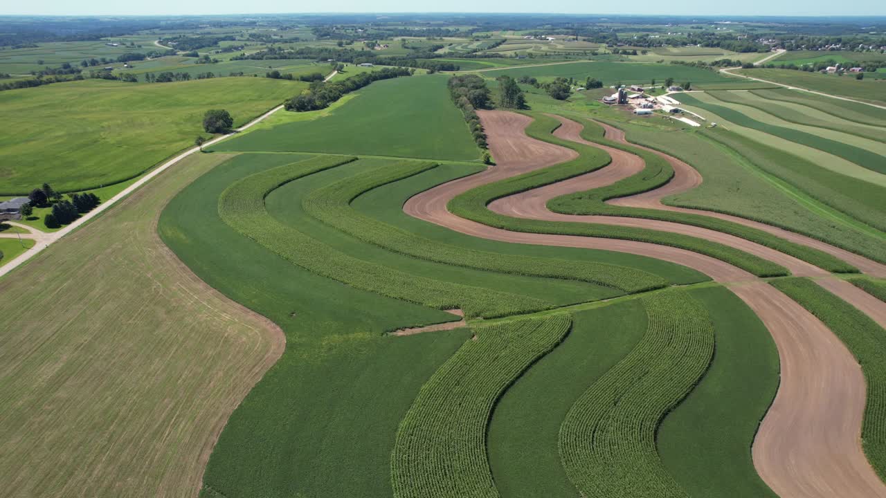 campos agrícolas contorneados en el suroeste de wisconsin-4