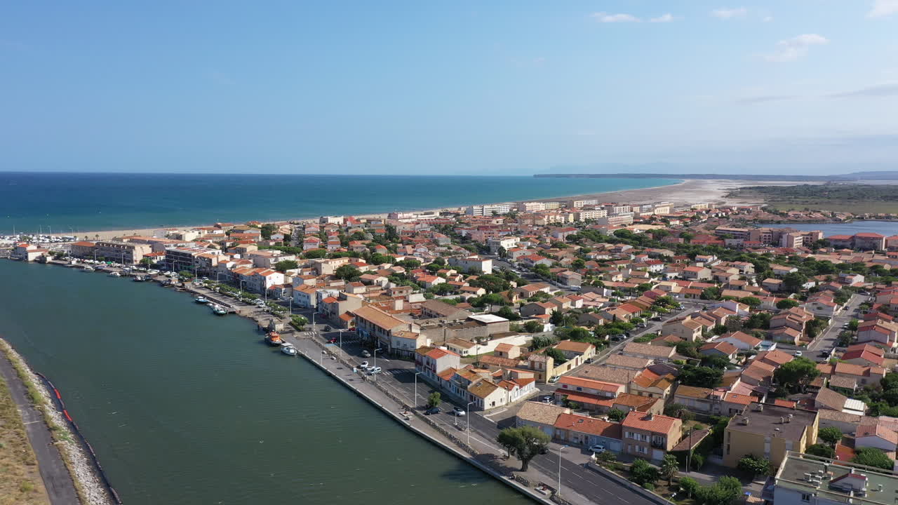 port la nouvelle zona residenziale costiera case spiaggia mare mediterraneo francia