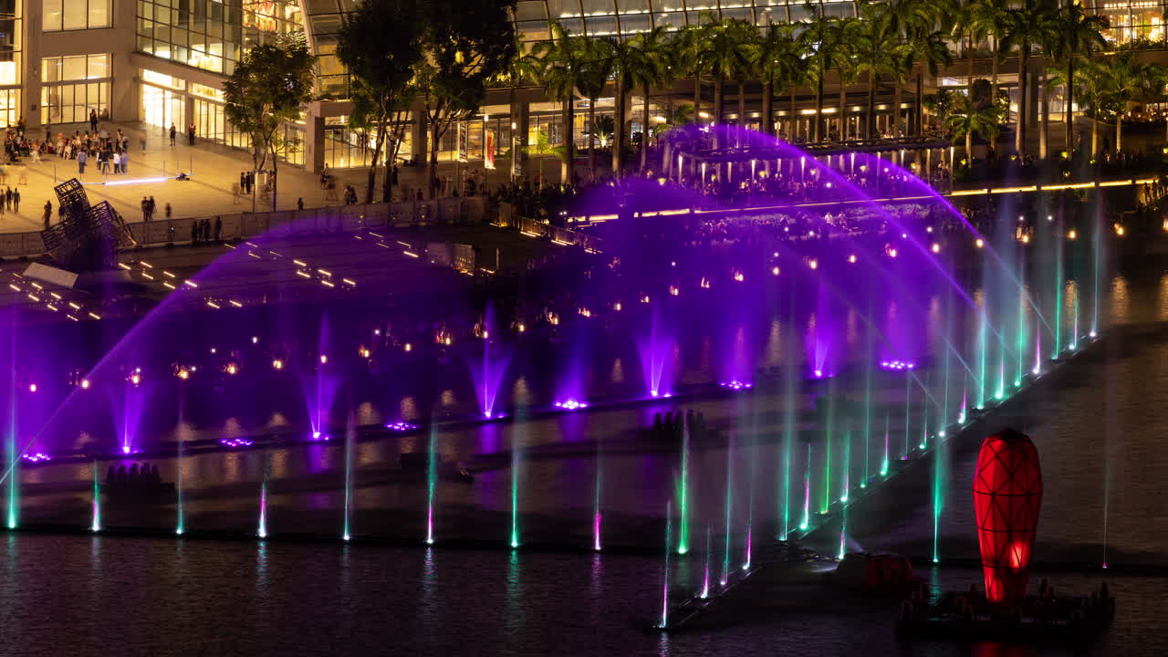 Singapore Fountain Show at Night