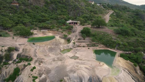 perspectiva aérea de la maravilla geológica y la pintoresca belleza de hierve el agua