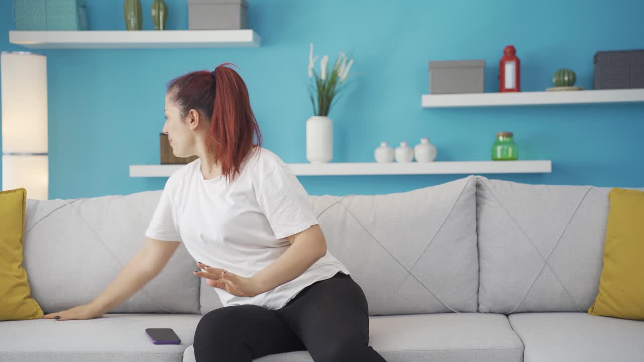 retrato de una mujer emocionada.