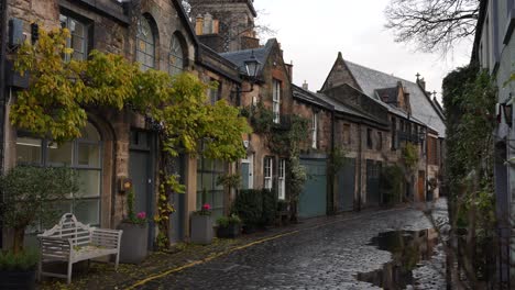 quaint stone cottages on circus lane, edinburgh