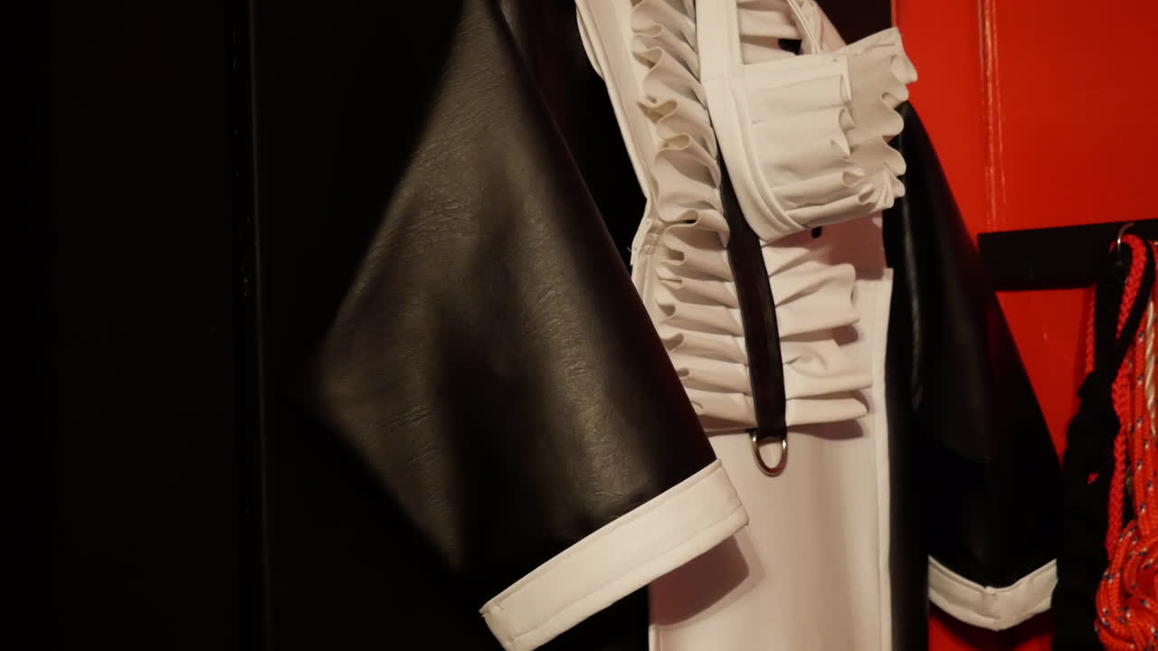 페티쉬 메이드복, 역할극 bdsm 메이드-시시한 메이드