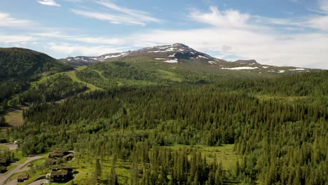 paso elevado sadeln en åre con åreskutan