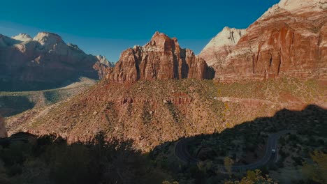 Zion-National-Park-scenic-wide-panoramic-view-in-idyllic-mountain-nature-in-Utah