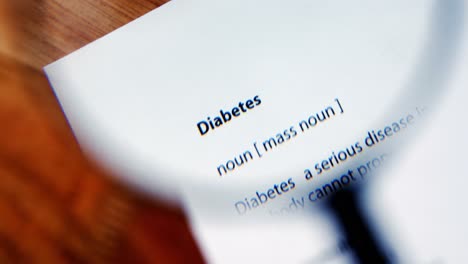 Magnifying-glass-highlighting-diabetes