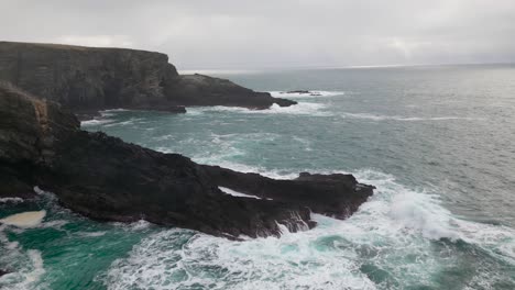 El-Poder-De-Las-Olas-En-Mizen-Head