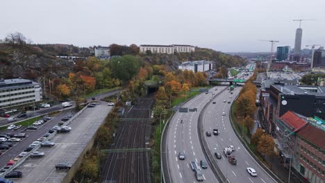 vista aérea de la autopista e6 en gotemburgo, suecia