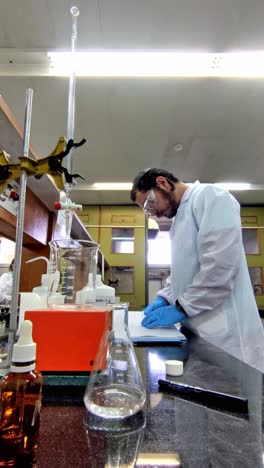 experimental procedure in science laboratory