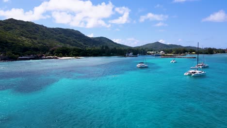 Seychellen-La-Digue-Island-Aerial-Drone1.mp4