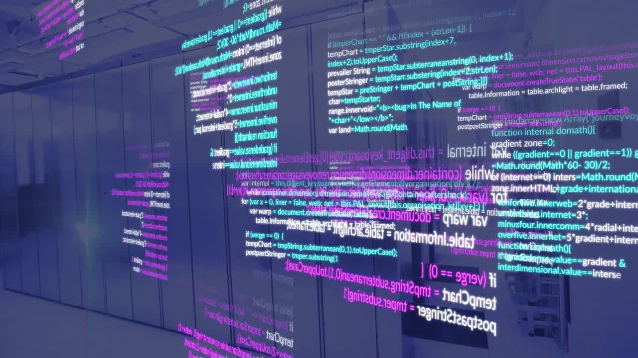 animación de lenguaje informático multicolor sobre bastidores de servidores de datos en la sala de servidores