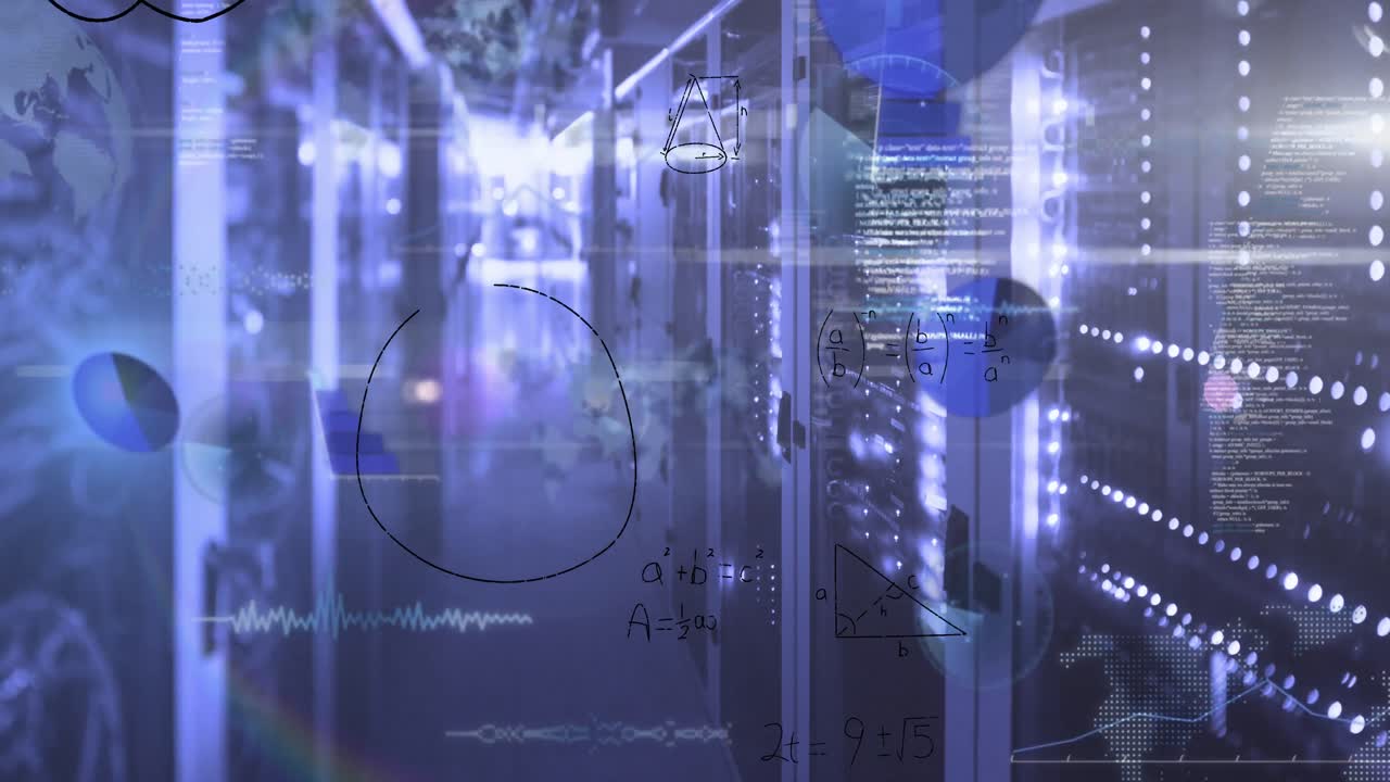 animación de ecuaciones matemáticas y procesamiento de datos contra una sala de servidores de computadora vacía