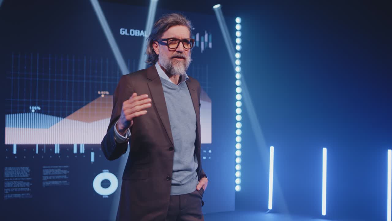 líder masculino sobre la nueva estrategia de negocios