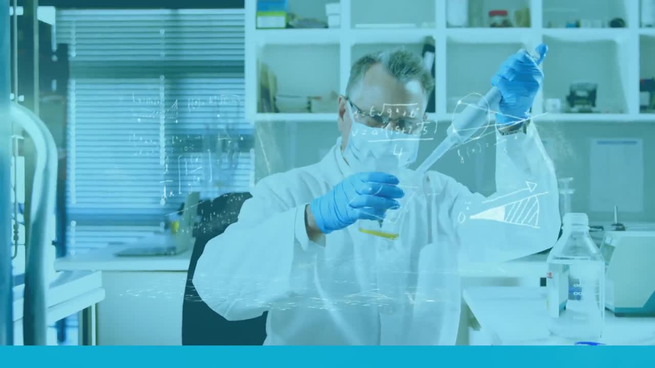 animación del procesamiento de datos sobre el médico caucásico en el laboratorio.