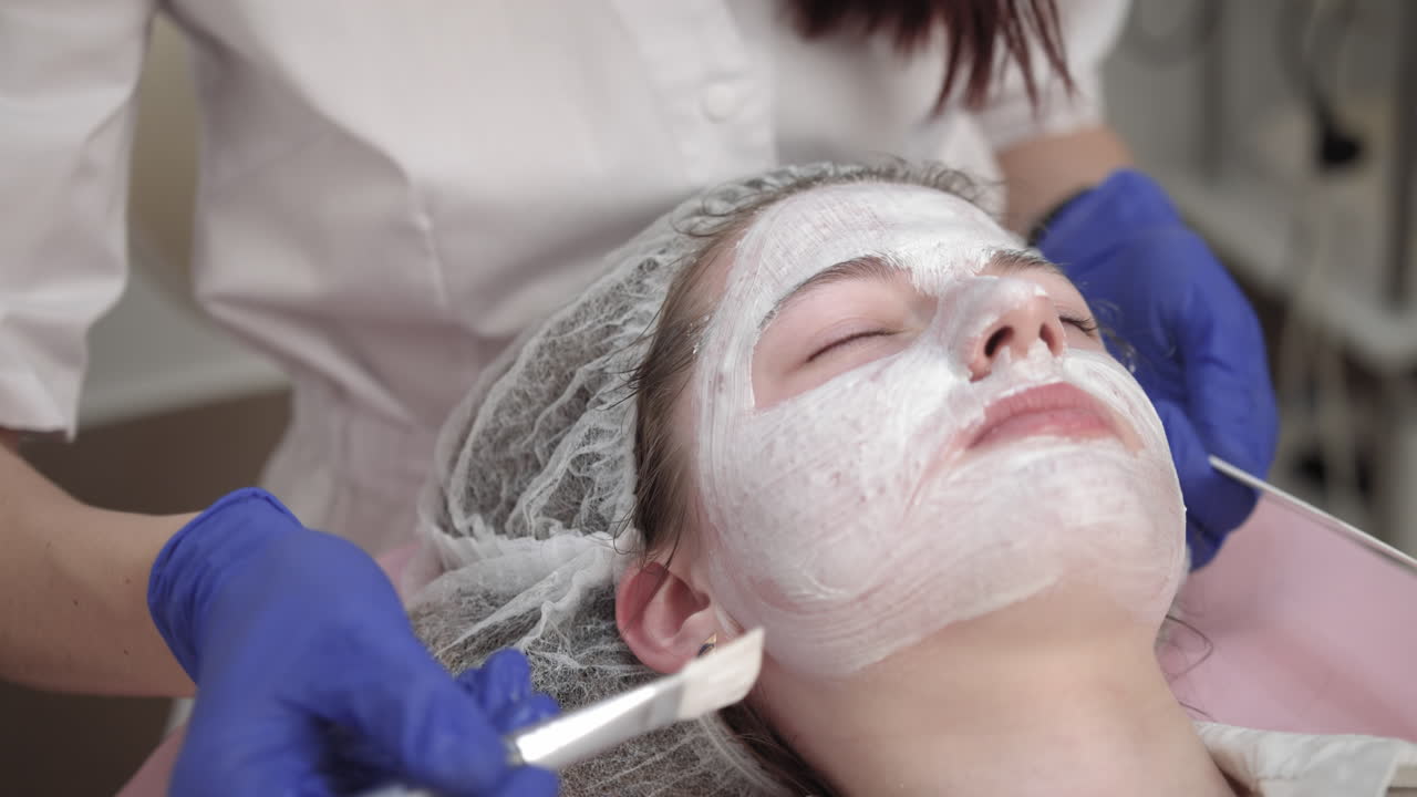 얼굴 치료 세션