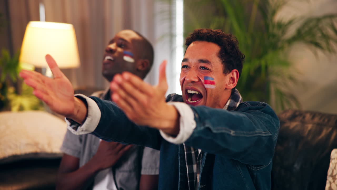 흥분한 팬들이 승리를 축하하고 있습니다.