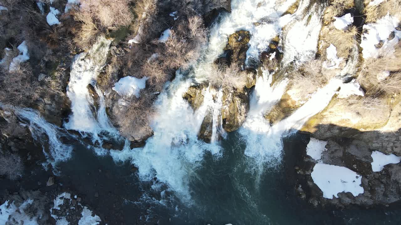 Cascata di Muradiye dall'alto