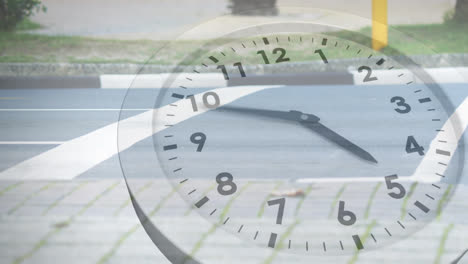 animación del reloj sobre la carretera y los coches