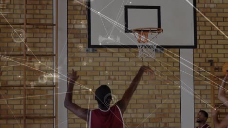 Animation-Des-Netzwerks-Von-Verbindungen-über-Basketballspieler-Im-Fitnessstudio