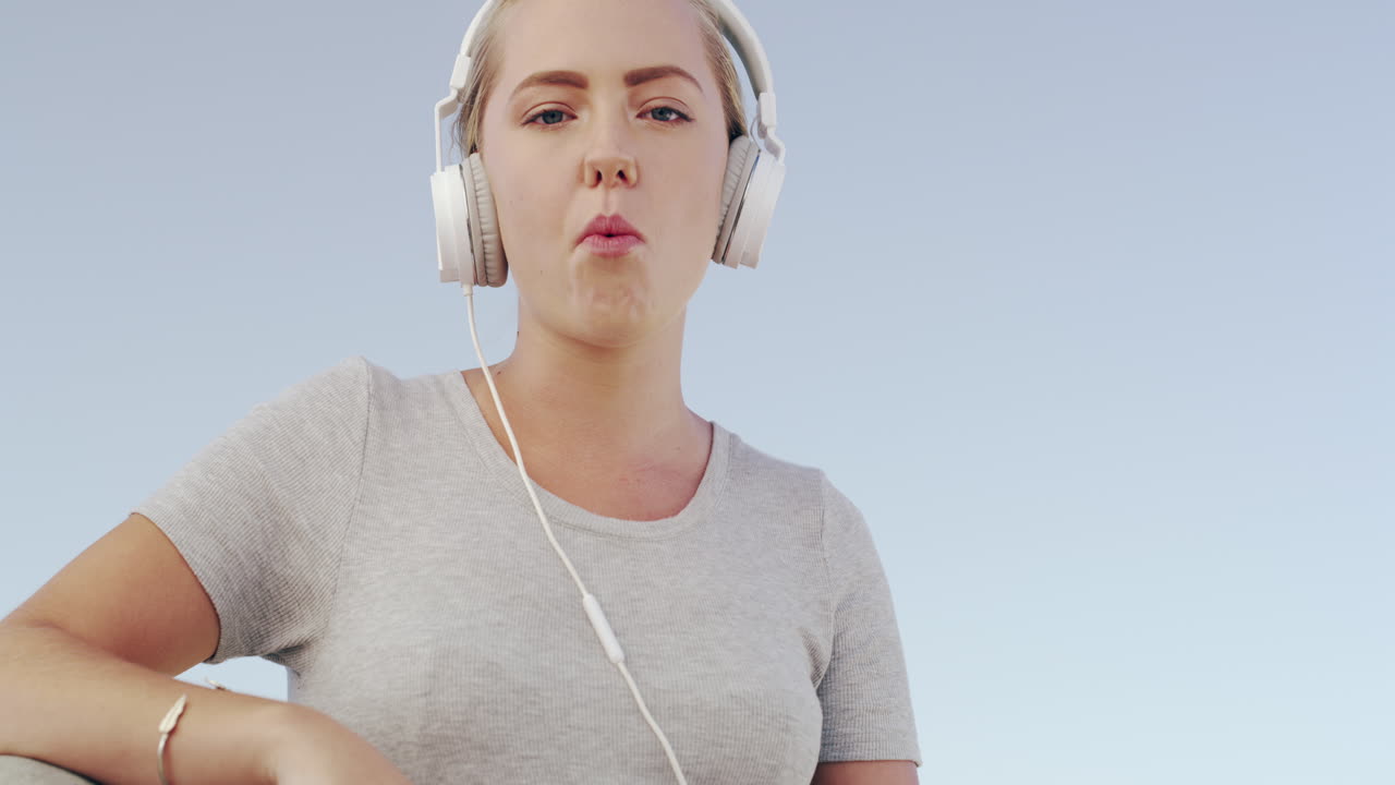 진짜 팝스타처럼 느 ⁇ 지죠