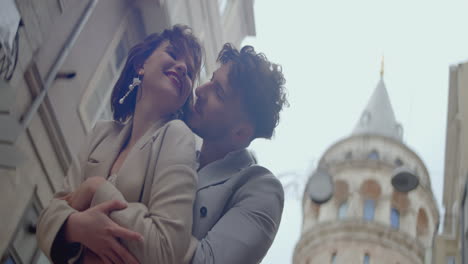 couple embracing in istanbul's streets