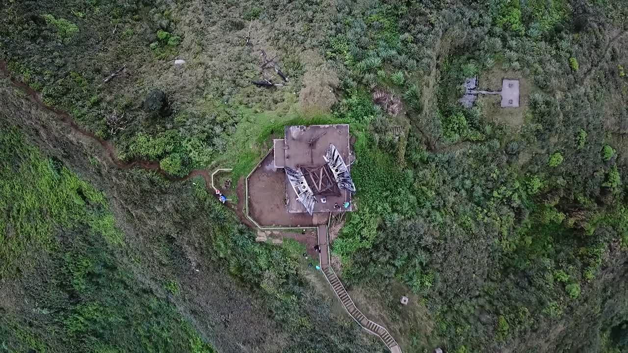 hawaii - despegue desde la cima de la escalera al cielo