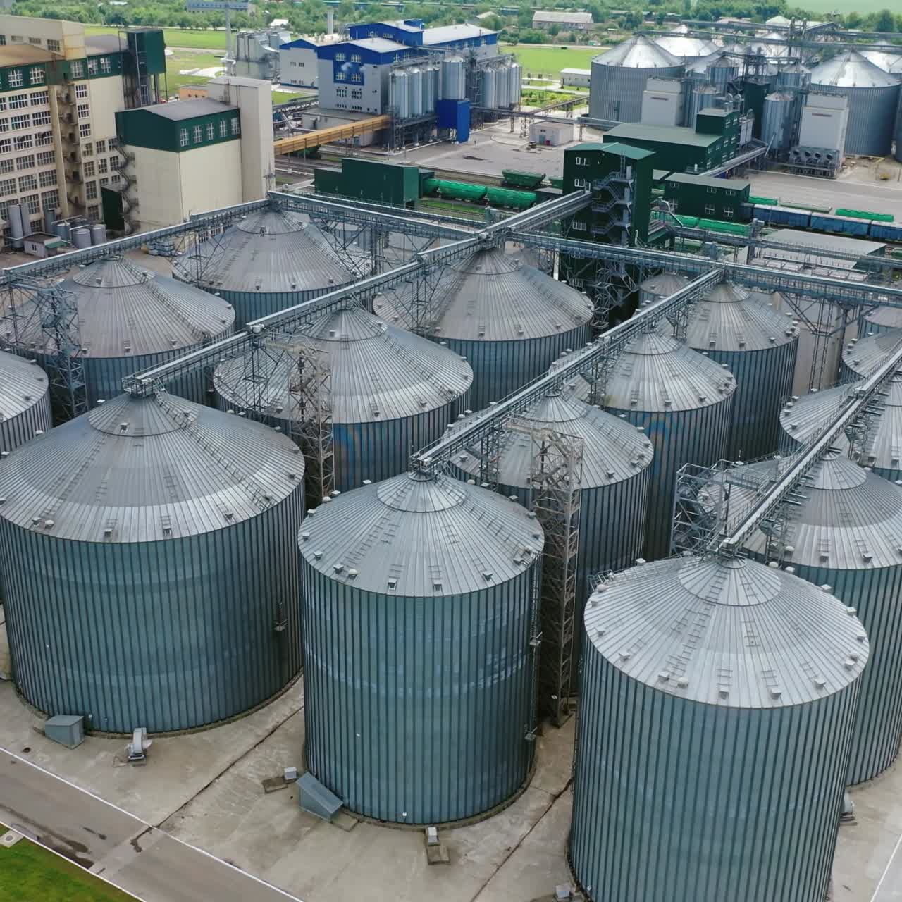 Granary for agricultural crops