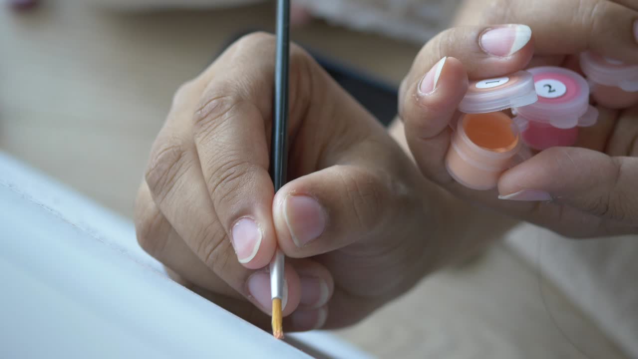 con pintura por kit de números