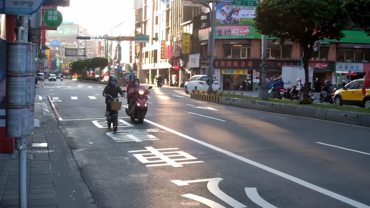 Busy City Street Scene in Taiwan