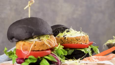 hamburguesas de verduras a la parrilla