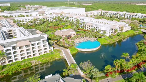 hard rock hotel holiday resort complex en punta cana en república dominicana