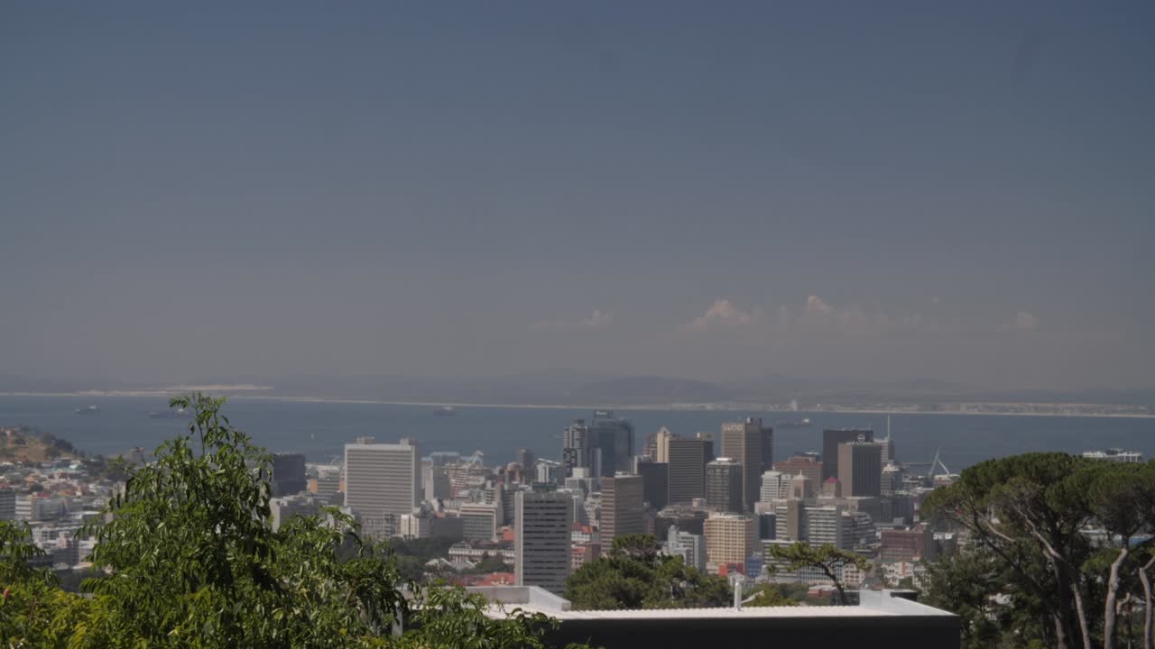 Cape Town City centre in the afternoon light on a summer’s day