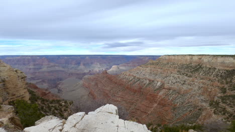 toma panorámica del gran cañón desde el sendero del borde sur, arizona, estados unidos