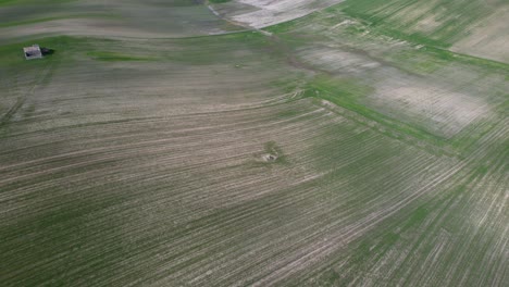 Green-landscape-with-stunning-fields-filmed-in-the-beautiful-province-of-Basilicata-in-Southern-Italy-1