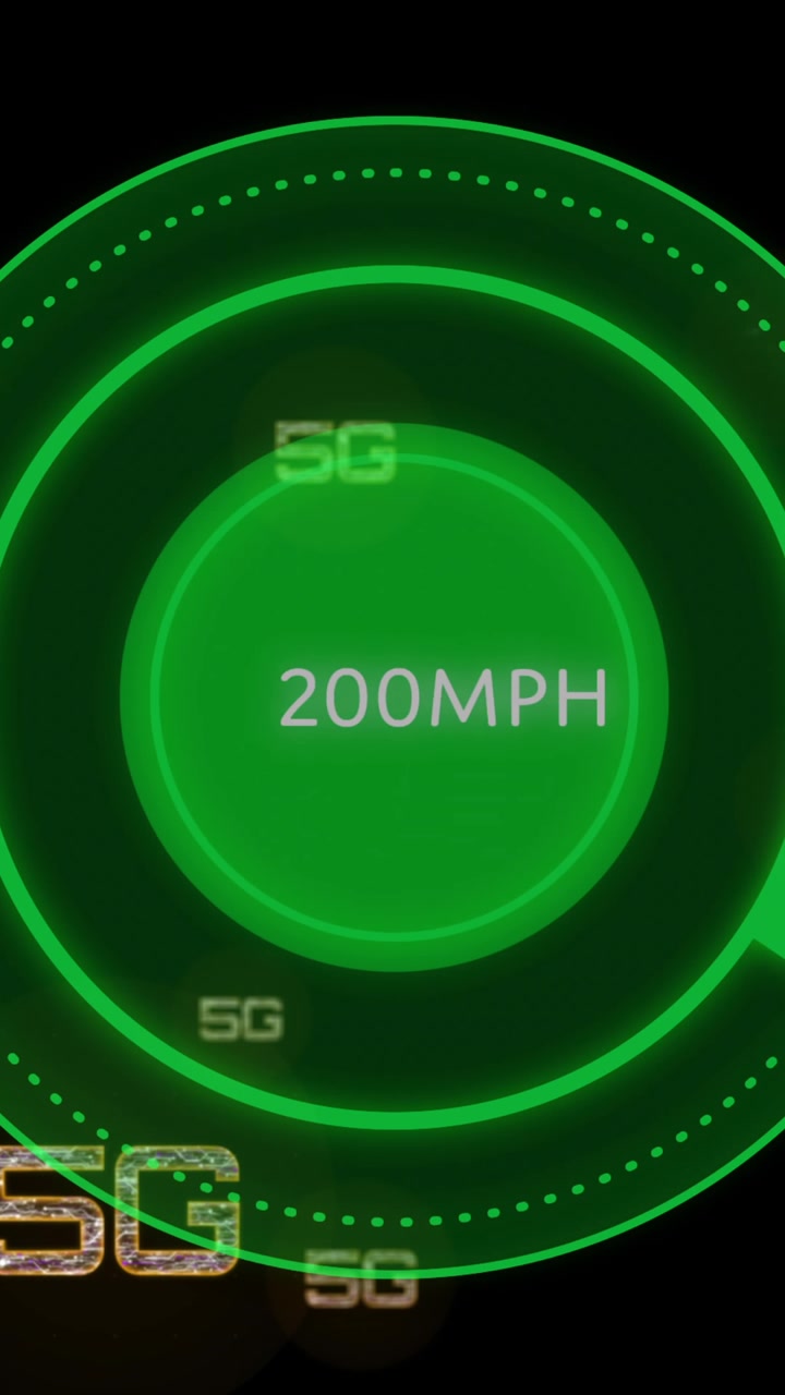 Animation von 5G über einem Scan-Vorgang mit Datenverarbeitung auf schwarzem Hintergrund