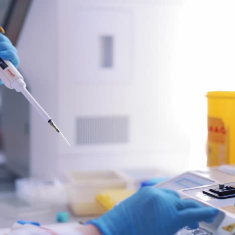 modern medical laboratory equipment